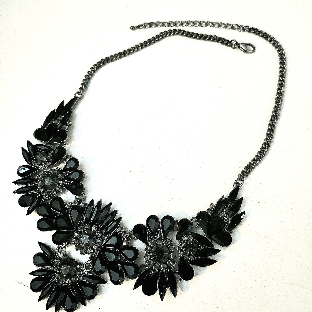 Stunning Statement Necklace